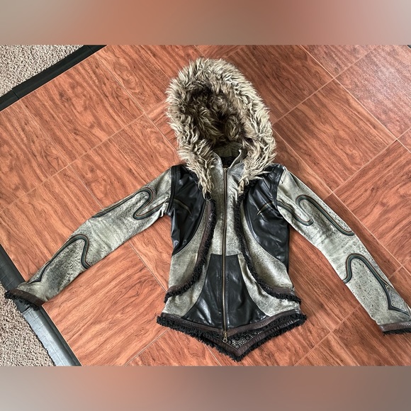 Rainbow serpent leather jacket by Anahata Designs - Picture 2 of 4